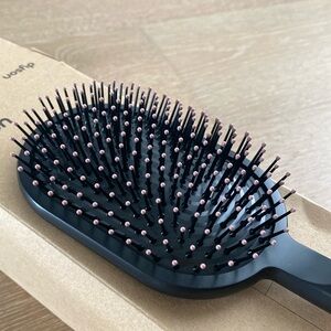 Brand NEW open box Dyson paddle brush